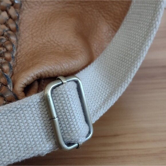 Tommy Hilfiger Cognac Soft Pebble Leather Adjustable Crossbody Tote Bag - Picture 13 of 13